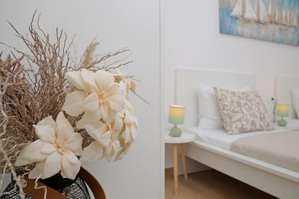 Studio Apartman Karlita สลาโน ภายนอก รูปภาพ