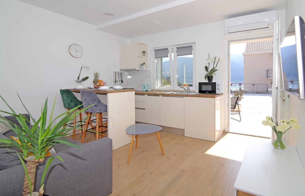 Studio Apartman Karlita สลาโน ภายนอก รูปภาพ